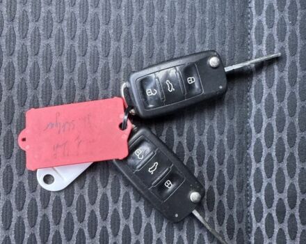 Серый Фольксваген Гольф, объемом двигателя 1.2 л и пробегом 119 тыс. км за 8300 $, фото 23 на Automoto.ua