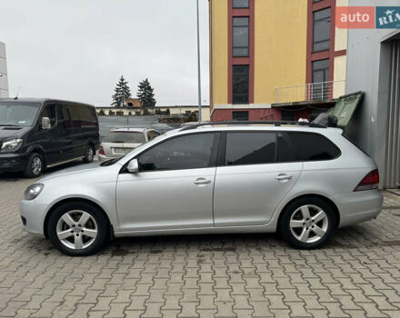 Серый Фольксваген Гольф, объемом двигателя 1.6 л и пробегом 207 тыс. км за 8900 $, фото 1 на Automoto.ua