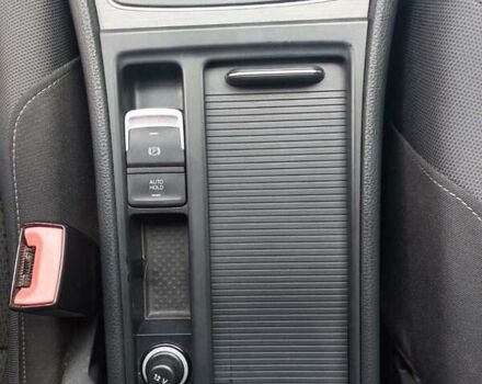 Серый Фольксваген Гольф, объемом двигателя 1.97 л и пробегом 307 тыс. км за 11100 $, фото 20 на Automoto.ua