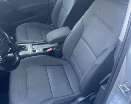 Фольксваген Гольф 2013 в Киеве на Automoto.ua Серый Фольксваген Гольф, объемом двигателя 1.6 л и пробегом 277 тыс. км за 9500 $, фото 10 на Automoto.ua