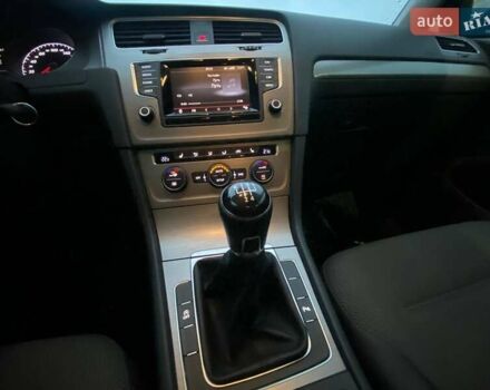 Серый Фольксваген Гольф, объемом двигателя 1.6 л и пробегом 233 тыс. км за 11300 $, фото 26 на Automoto.ua