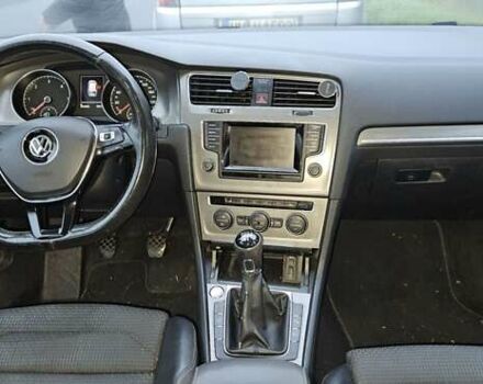 Серый Фольксваген Гольф, объемом двигателя 1.6 л и пробегом 264 тыс. км за 8300 $, фото 7 на Automoto.ua