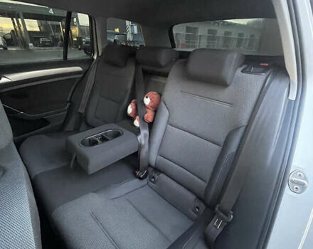 Серый Фольксваген Гольф, объемом двигателя 1.6 л и пробегом 274 тыс. км за 9650 $, фото 57 на Automoto.ua