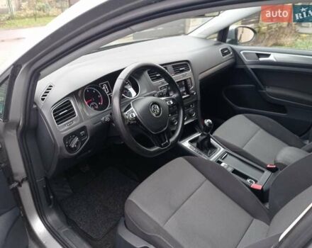 Серый Фольксваген Гольф, объемом двигателя 1.6 л и пробегом 247 тыс. км за 9400 $, фото 25 на Automoto.ua