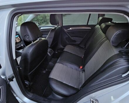 Сірий Фольксваген Гольф, об'ємом двигуна 1.6 л та пробігом 188 тис. км за 10800 $, фото 4 на Automoto.ua