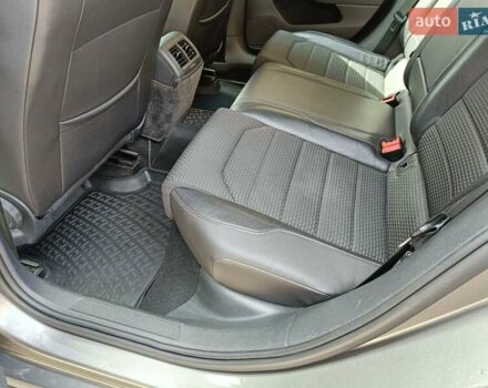 Серый Фольксваген Гольф, объемом двигателя 1.6 л и пробегом 240 тыс. км за 11600 $, фото 25 на Automoto.ua