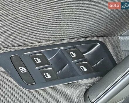 Серый Фольксваген Гольф, объемом двигателя 1.6 л и пробегом 262 тыс. км за 8800 $, фото 50 на Automoto.ua