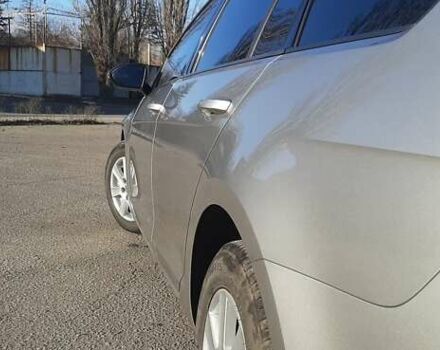 Серый Фольксваген Гольф, объемом двигателя 1.6 л и пробегом 300 тыс. км за 12000 $, фото 21 на Automoto.ua