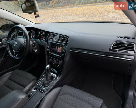 Серый Фольксваген Гольф, объемом двигателя 2 л и пробегом 289 тыс. км за 12350 $, фото 41 на Automoto.ua