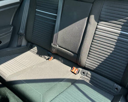 Сірий Фольксваген Гольф, об'ємом двигуна 1.6 л та пробігом 235 тис. км за 11650 $, фото 11 на Automoto.ua