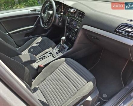 Серый Фольксваген Гольф, объемом двигателя 1.6 л и пробегом 250 тыс. км за 10600 $, фото 8 на Automoto.ua