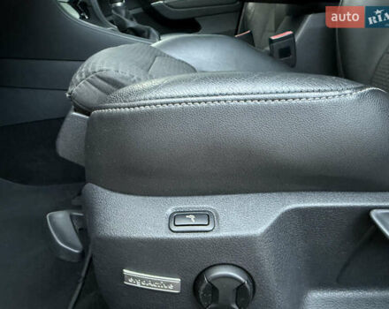 Серый Фольксваген Гольф, объемом двигателя 2 л и пробегом 289 тыс. км за 12350 $, фото 29 на Automoto.ua