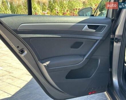 Сірий Фольксваген Гольф, об'ємом двигуна 1.6 л та пробігом 238 тис. км за 11800 $, фото 44 на Automoto.ua