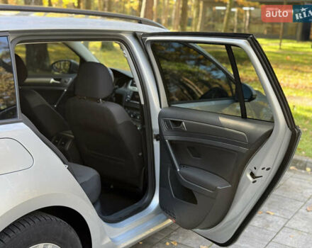 Серый Фольксваген Гольф, объемом двигателя 1.6 л и пробегом 230 тыс. км за 10500 $, фото 27 на Automoto.ua