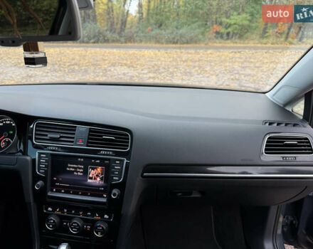 Серый Фольксваген Гольф, объемом двигателя 1.97 л и пробегом 288 тыс. км за 11899 $, фото 42 на Automoto.ua