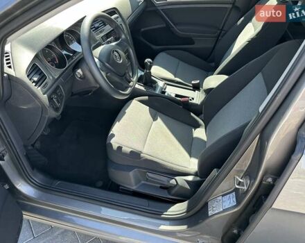 Сірий Фольксваген Гольф, об'ємом двигуна 1.6 л та пробігом 238 тис. км за 11800 $, фото 49 на Automoto.ua