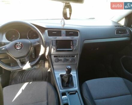 Серый Фольксваген Гольф, объемом двигателя 1.6 л и пробегом 290 тыс. км за 10000 $, фото 8 на Automoto.ua