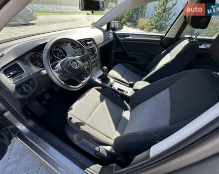 Сірий Фольксваген Гольф, об'ємом двигуна 1.6 л та пробігом 238 тис. км за 11800 $, фото 51 на Automoto.ua