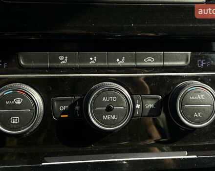 Серый Фольксваген Гольф, объемом двигателя 1.6 л и пробегом 319 тыс. км за 11300 $, фото 12 на Automoto.ua