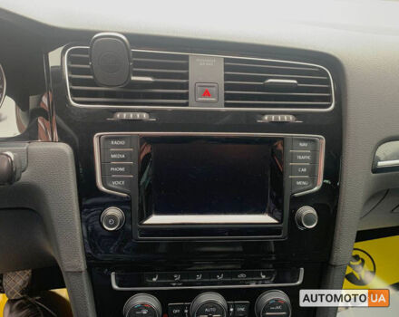 Серый Фольксваген Гольф, объемом двигателя 1.6 л и пробегом 348 тыс. км за 11300 $, фото 12 на Automoto.ua