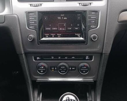 Серый Фольксваген Гольф, объемом двигателя 1.6 л и пробегом 247 тыс. км за 9400 $, фото 24 на Automoto.ua