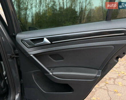 Серый Фольксваген Гольф, объемом двигателя 2 л и пробегом 289 тыс. км за 12350 $, фото 50 на Automoto.ua