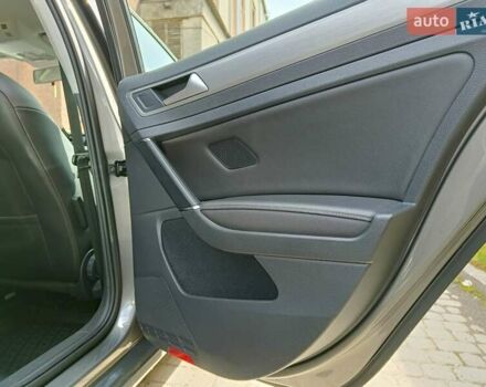 Серый Фольксваген Гольф, объемом двигателя 1.6 л и пробегом 240 тыс. км за 11600 $, фото 29 на Automoto.ua