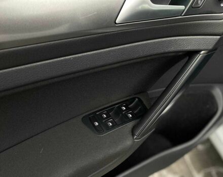 Серый Фольксваген Гольф, объемом двигателя 1.4 л и пробегом 214 тыс. км за 11490 $, фото 8 на Automoto.ua