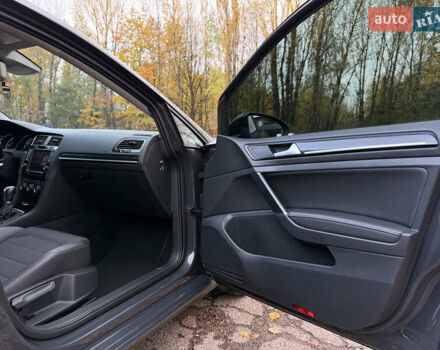 Серый Фольксваген Гольф, объемом двигателя 1.97 л и пробегом 288 тыс. км за 11899 $, фото 35 на Automoto.ua