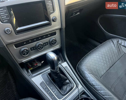 Серый Фольксваген Гольф, объемом двигателя 1.6 л и пробегом 304 тыс. км за 13000 $, фото 15 на Automoto.ua