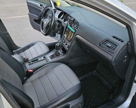 Сірий Фольксваген Гольф, об'ємом двигуна 1.6 л та пробігом 188 тис. км за 10800 $, фото 7 на Automoto.ua