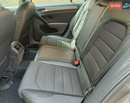 Серый Фольксваген Гольф, объемом двигателя 1.6 л и пробегом 240 тыс. км за 11600 $, фото 26 на Automoto.ua