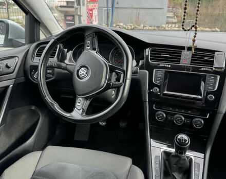 Фольксваген Гольф 2014 в Ивано-Франковске на Automoto.ua Серый Фольксваген Гольф, объемом двигателя 1.6 л и пробегом 250 тыс. км за 11000 $, фото 33 на Automoto.ua