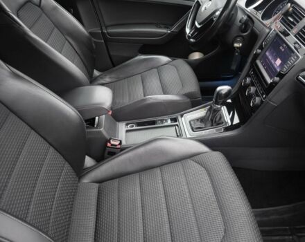 Серый Фольксваген Гольф, объемом двигателя 2 л и пробегом 265 тыс. км за 11500 $, фото 9 на Automoto.ua