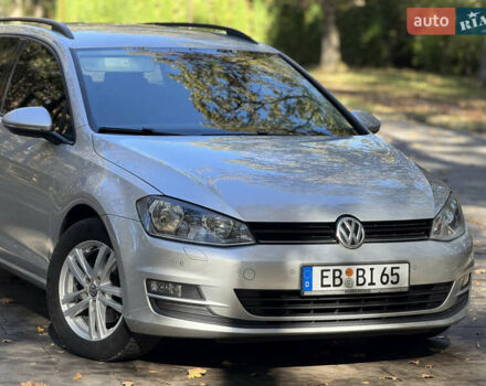 Серый Фольксваген Гольф, объемом двигателя 1.6 л и пробегом 230 тыс. км за 10500 $, фото 4 на Automoto.ua