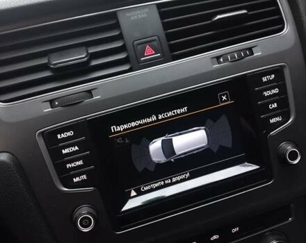 Серый Фольксваген Гольф, объемом двигателя 1.6 л и пробегом 220 тыс. км за 9000 $, фото 9 на Automoto.ua