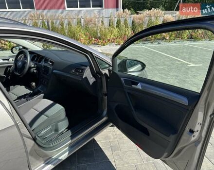 Сірий Фольксваген Гольф, об'ємом двигуна 1.6 л та пробігом 238 тис. км за 11800 $, фото 39 на Automoto.ua