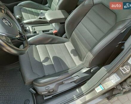 Серый Фольксваген Гольф, объемом двигателя 1.6 л и пробегом 240 тыс. км за 11600 $, фото 22 на Automoto.ua