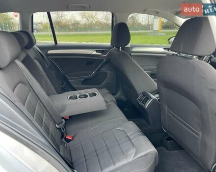 Серый Фольксваген Гольф, объемом двигателя 1.2 л и пробегом 140 тыс. км за 10490 $, фото 23 на Automoto.ua