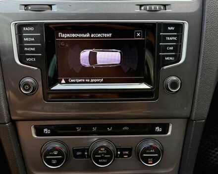 Серый Фольксваген Гольф, объемом двигателя 1.6 л и пробегом 370 тыс. км за 10400 $, фото 28 на Automoto.ua