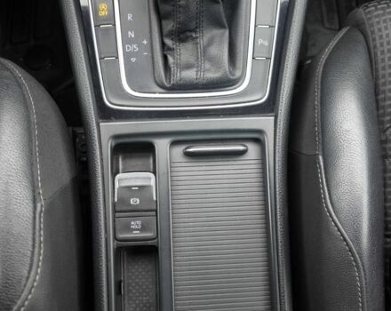 Серый Фольксваген Гольф, объемом двигателя 2 л и пробегом 265 тыс. км за 11500 $, фото 13 на Automoto.ua