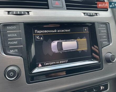 Серый Фольксваген Гольф, объемом двигателя 1.2 л и пробегом 140 тыс. км за 10490 $, фото 25 на Automoto.ua