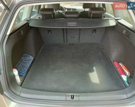 Серый Фольксваген Гольф, объемом двигателя 1.6 л и пробегом 240 тыс. км за 11600 $, фото 37 на Automoto.ua