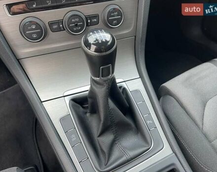 Серый Фольксваген Гольф, объемом двигателя 1.2 л и пробегом 140 тыс. км за 10490 $, фото 18 на Automoto.ua