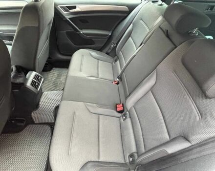 Серый Фольксваген Гольф, объемом двигателя 1.6 л и пробегом 277 тыс. км за 9999 $, фото 7 на Automoto.ua