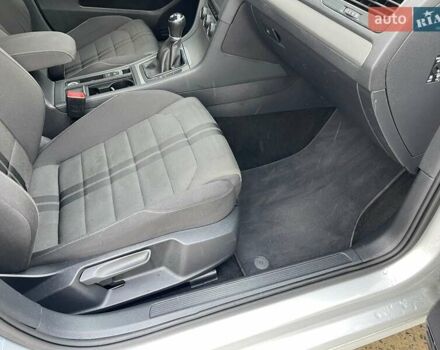 Серый Фольксваген Гольф, объемом двигателя 1.2 л и пробегом 140 тыс. км за 10490 $, фото 22 на Automoto.ua