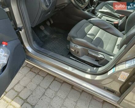 Серый Фольксваген Гольф, объемом двигателя 1.6 л и пробегом 240 тыс. км за 11600 $, фото 21 на Automoto.ua