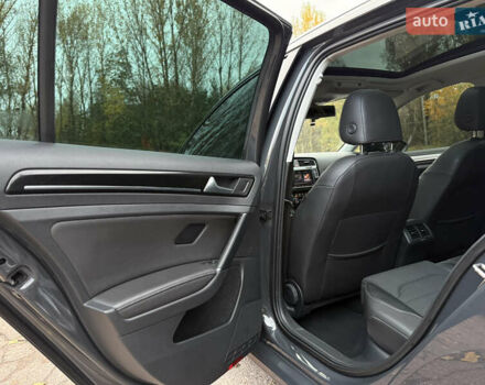 Серый Фольксваген Гольф, объемом двигателя 1.97 л и пробегом 288 тыс. км за 11899 $, фото 54 на Automoto.ua