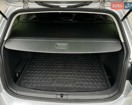 Серый Фольксваген Гольф, объемом двигателя 1.6 л и пробегом 300 тыс. км за 11800 $, фото 20 на Automoto.ua