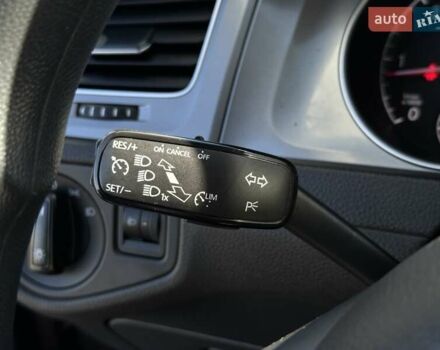 Сірий Фольксваген Гольф, об'ємом двигуна 1.6 л та пробігом 238 тис. км за 11800 $, фото 58 на Automoto.ua